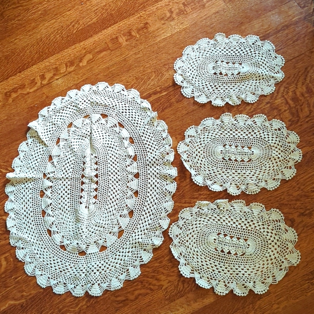 Handmade Crochet Cotton Lace Tablecloth 4pc set